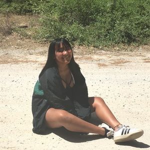 Meet your Posher, Victoria